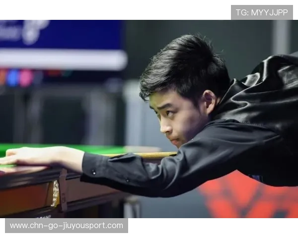 中国斯诺克国锦赛：丁俊晖轻松晋级，肖国栋、周跃龙遭遇挑战，中国斯诺克神奇小子丁俊晖虽然再次